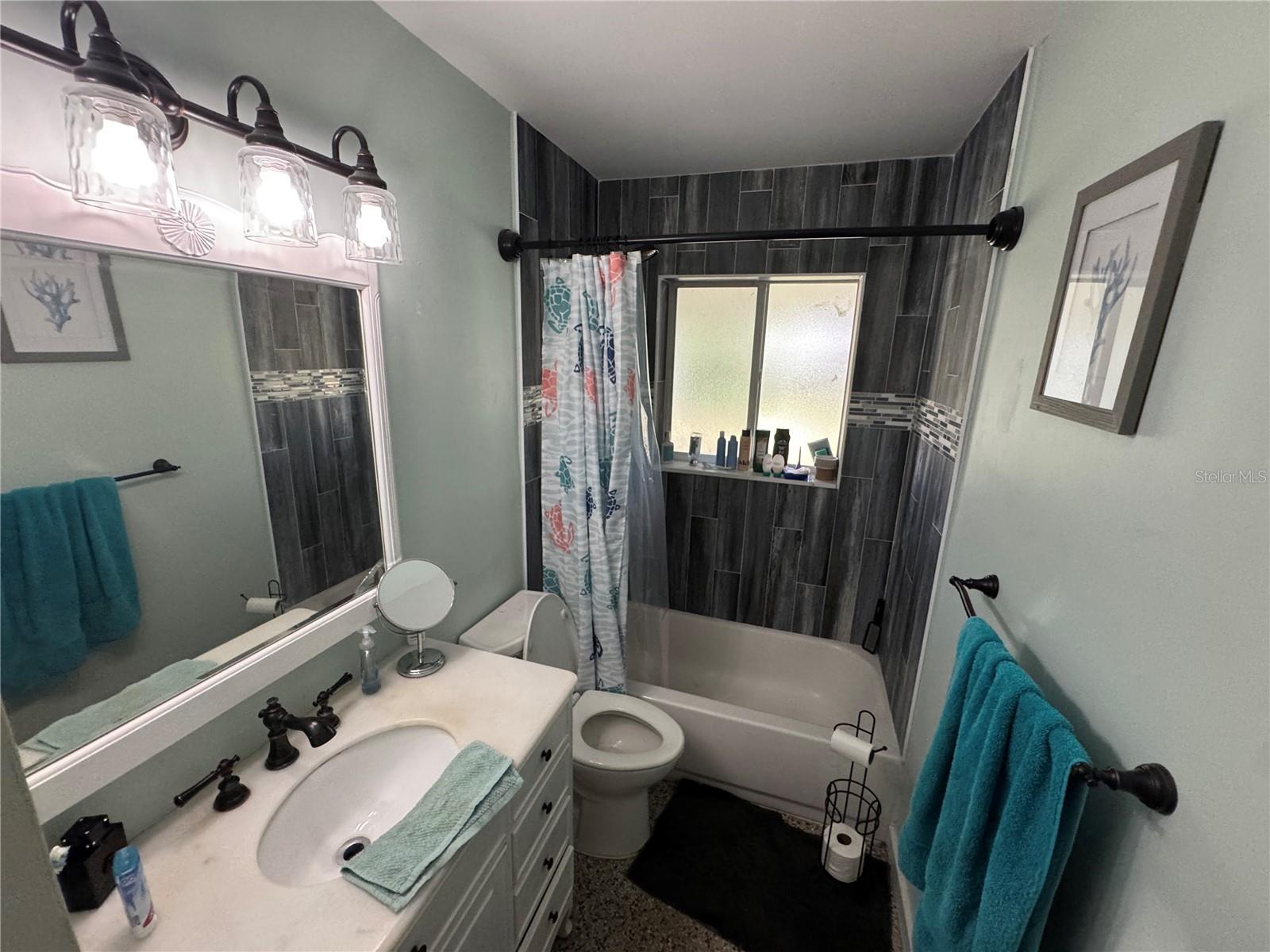 Image 10 of 29 For 2160 53rd Street