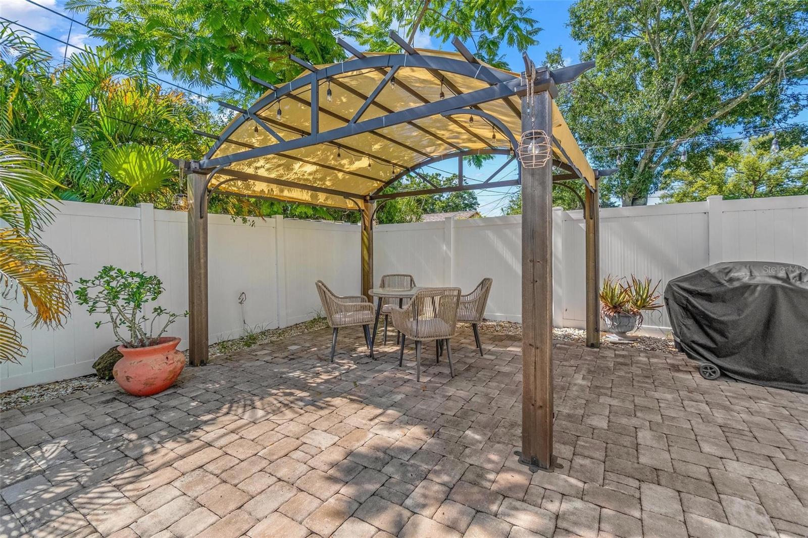 Image 30 of 37 For 10339 111th Street