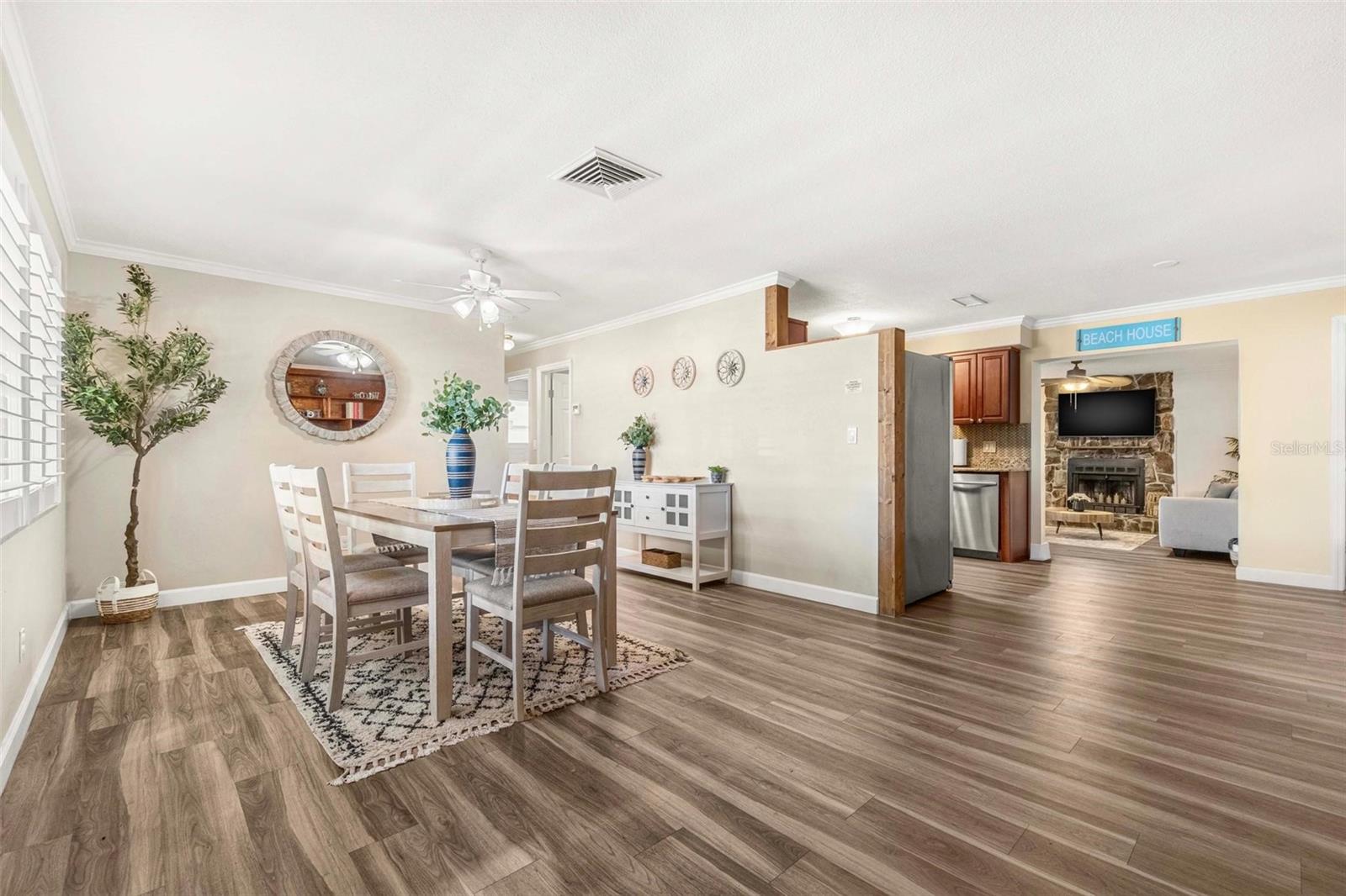 Image 5 of 37 For 10339 111th Street