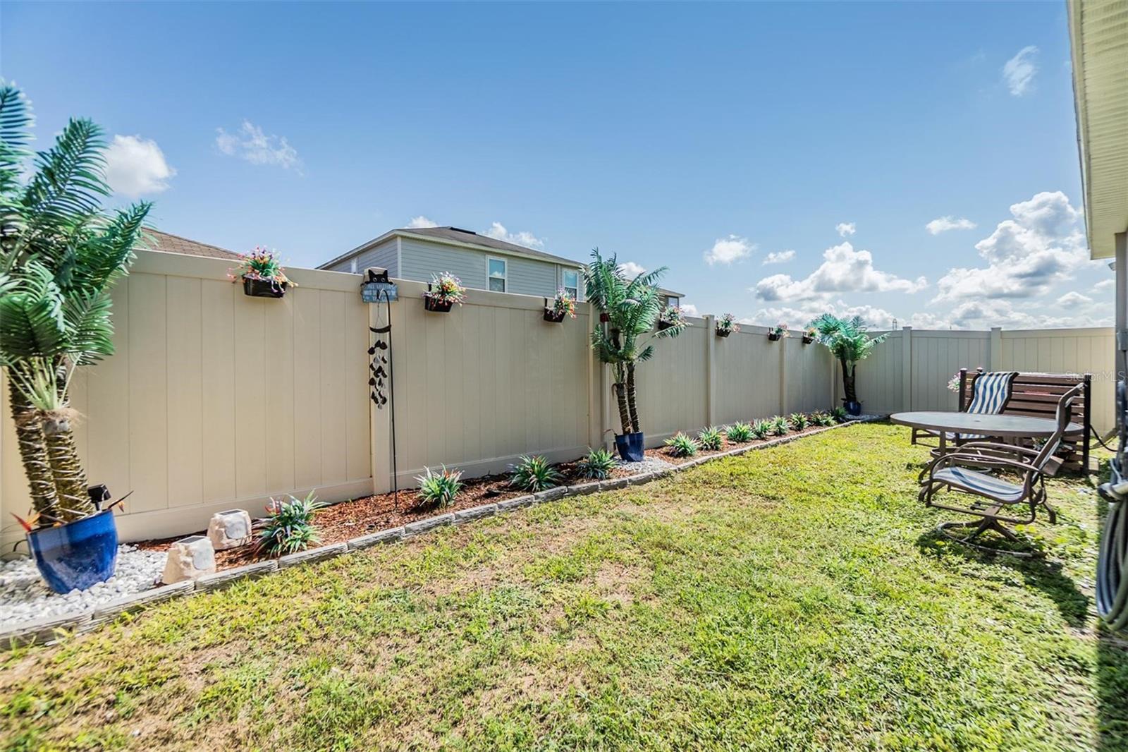 Image 21 of 25 For 7414 Indigo Oasis Court