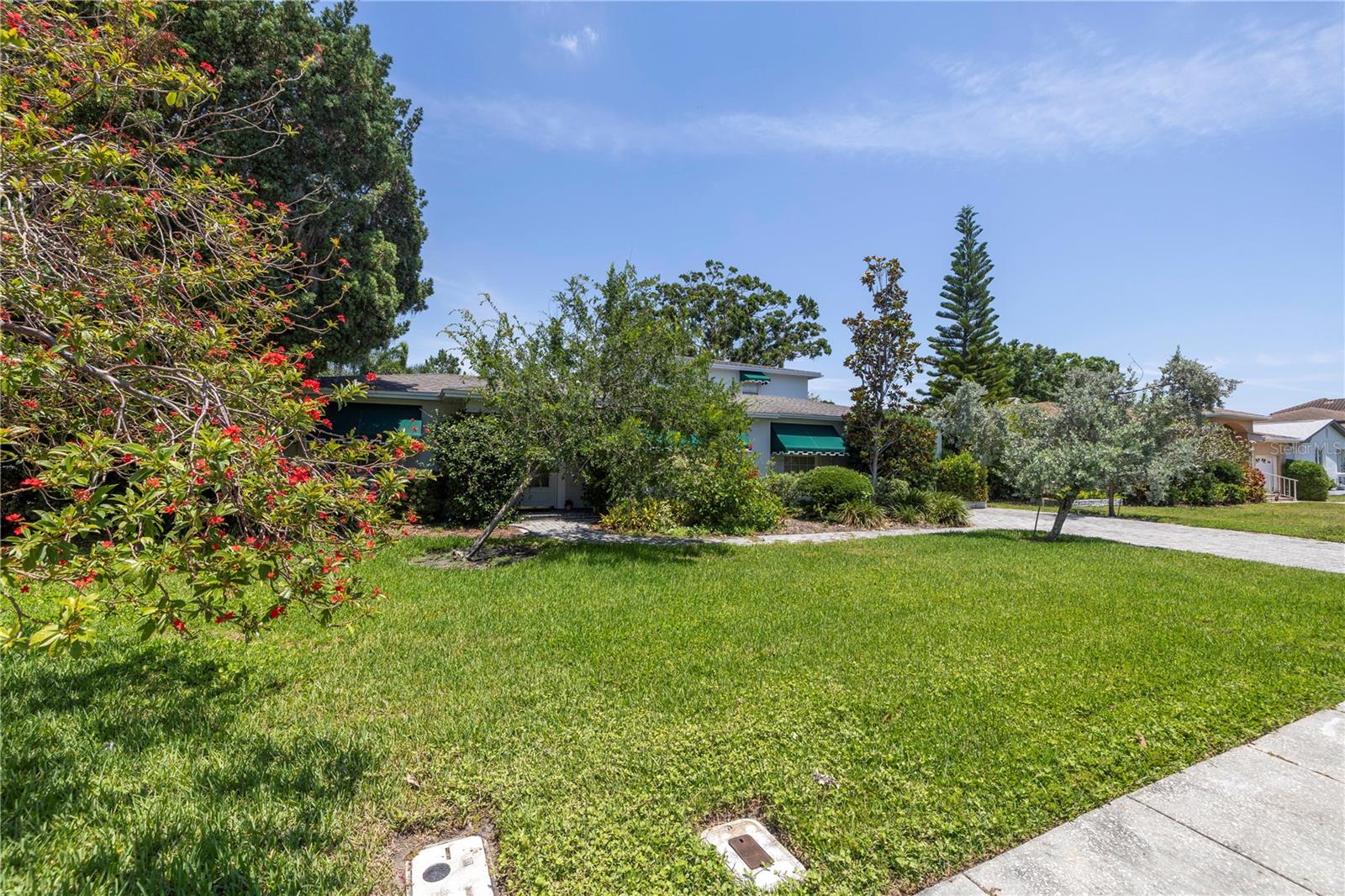 Image 7 of 27 For 167 Almedo Way Ne