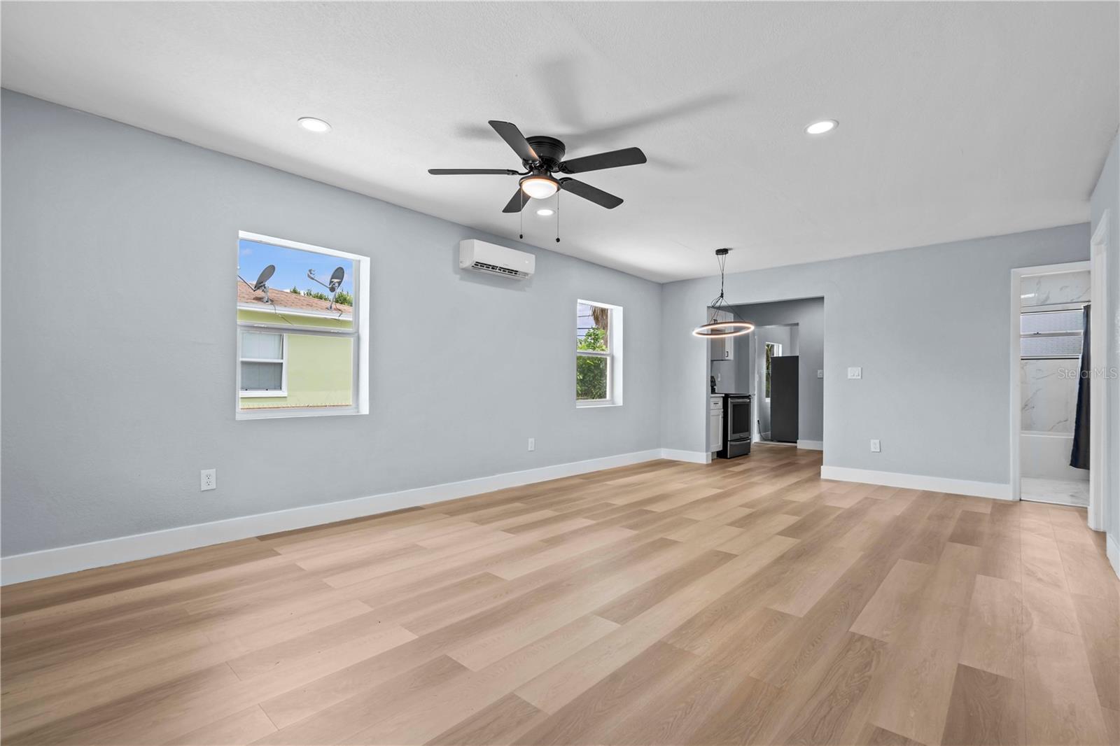 Image 2 of 36 For 2465 16th Avenue S