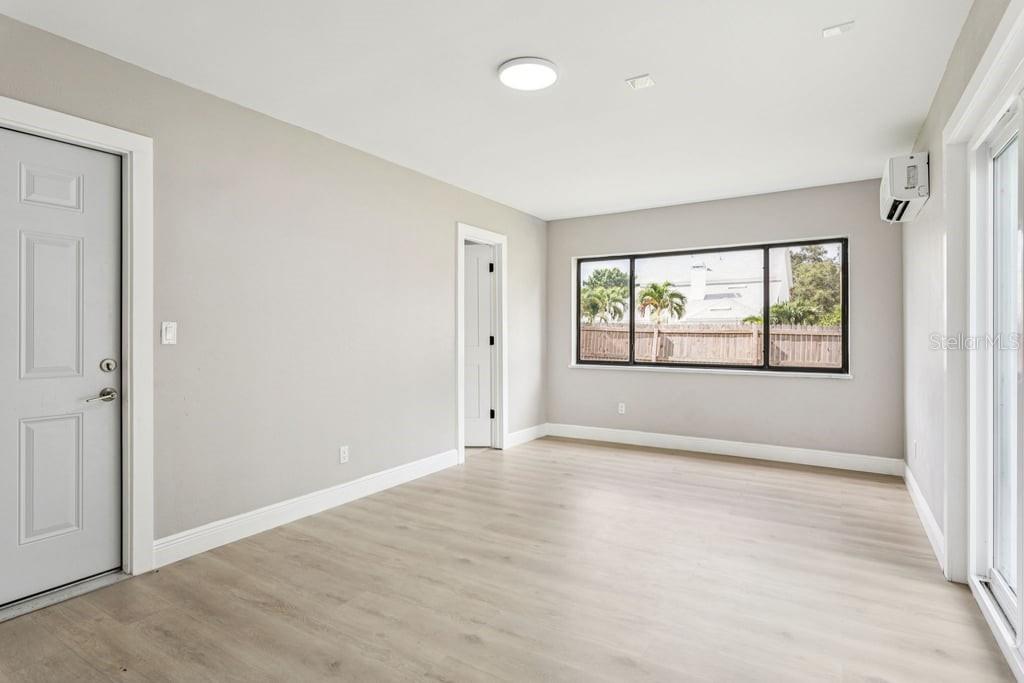 Image 17 of 25 For 8200 136th Street