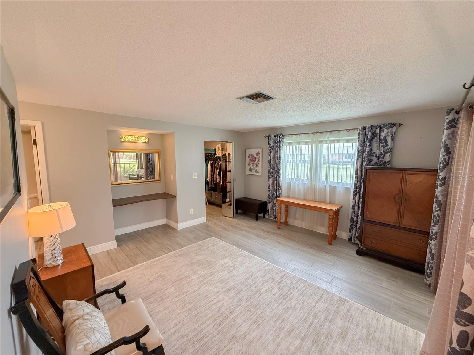 Image 16 of 23 For 3854 Trophy Boulevard