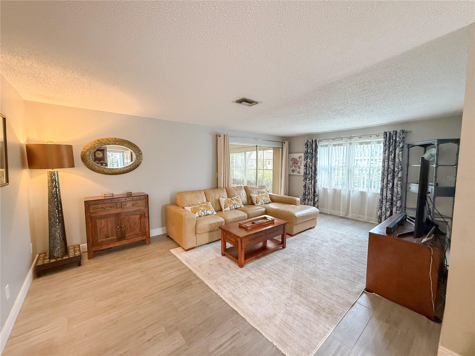 Image 7 of 23 For 3854 Trophy Boulevard