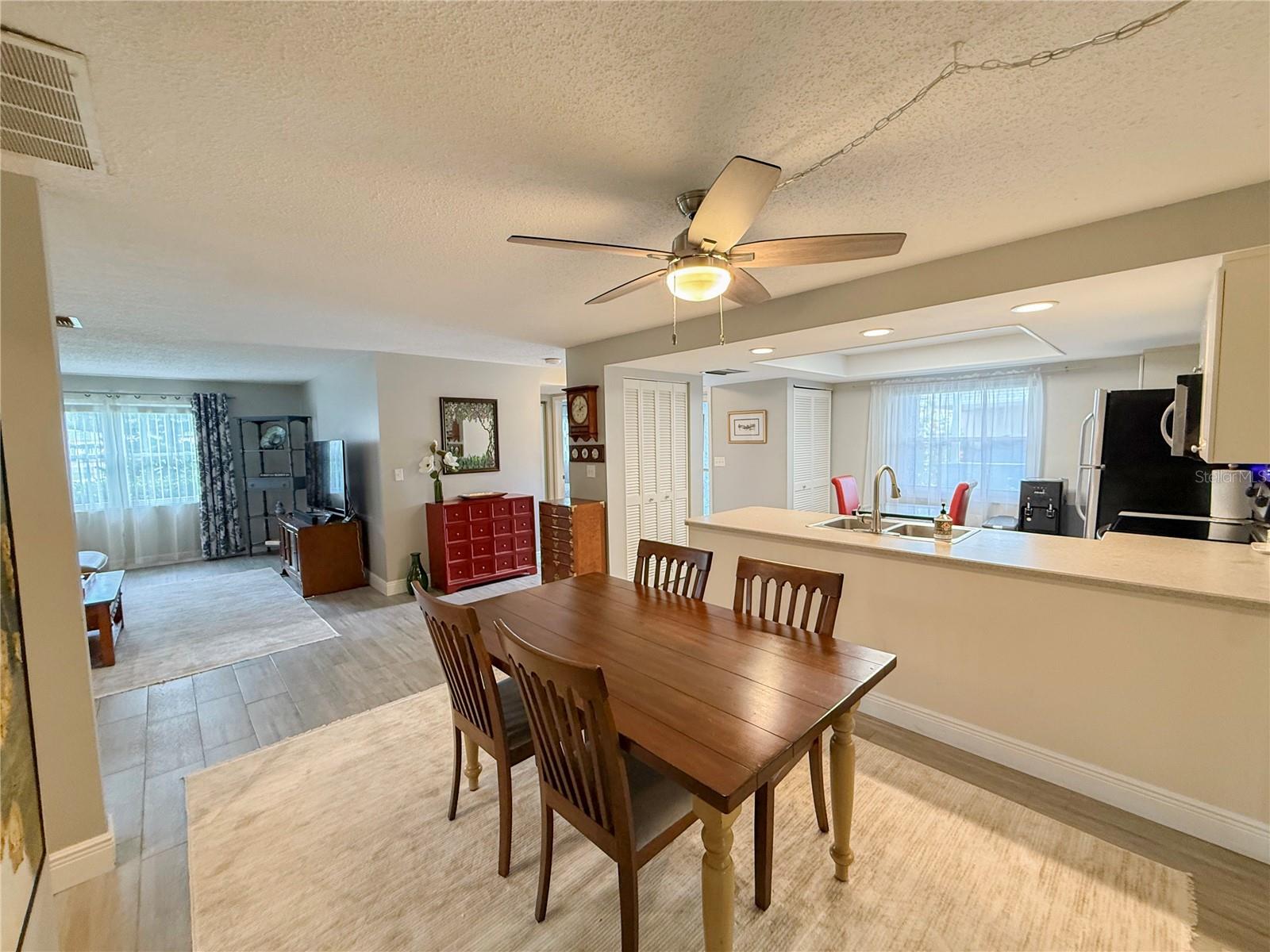 Image 8 of 23 For 3854 Trophy Boulevard