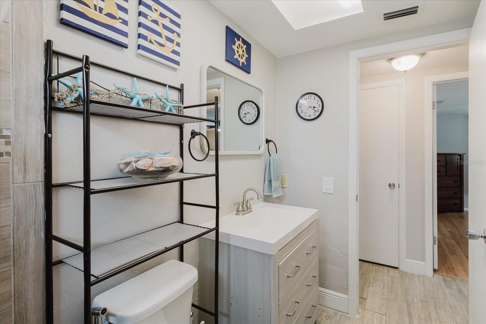 Image 61 of 92 For 5840 Liddell Drive