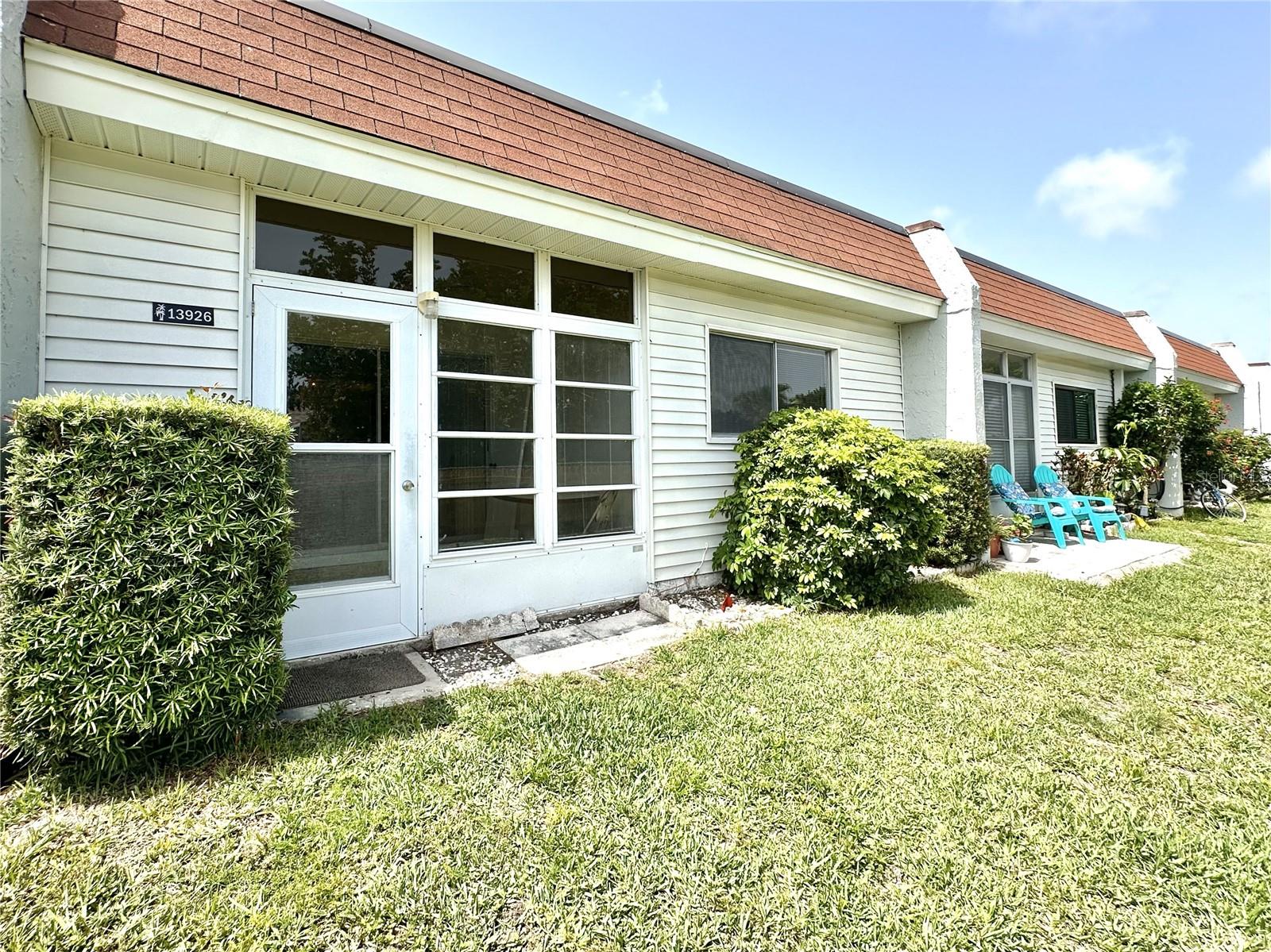 Image 21 of 35 For 13926 Mission Oaks Boulevard