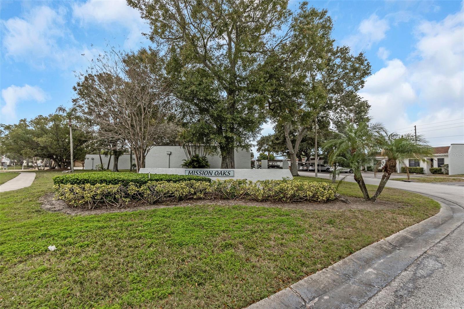 Image 24 of 35 For 13926 Mission Oaks Boulevard