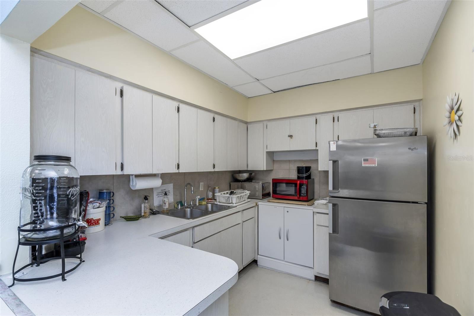 Image 34 of 35 For 13926 Mission Oaks Boulevard