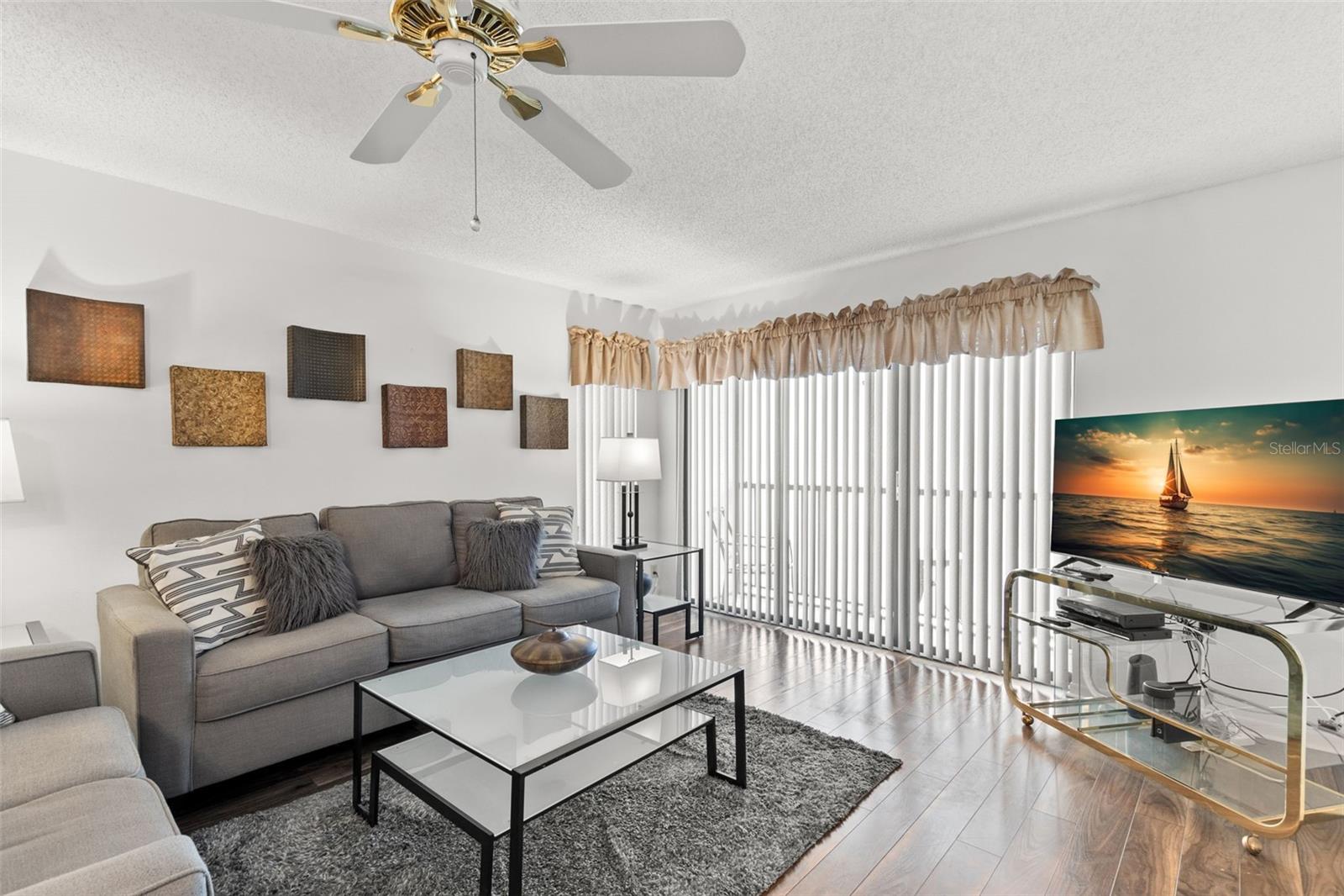 Image 3 of 23 For 2699 Pine Ridge Way E H2