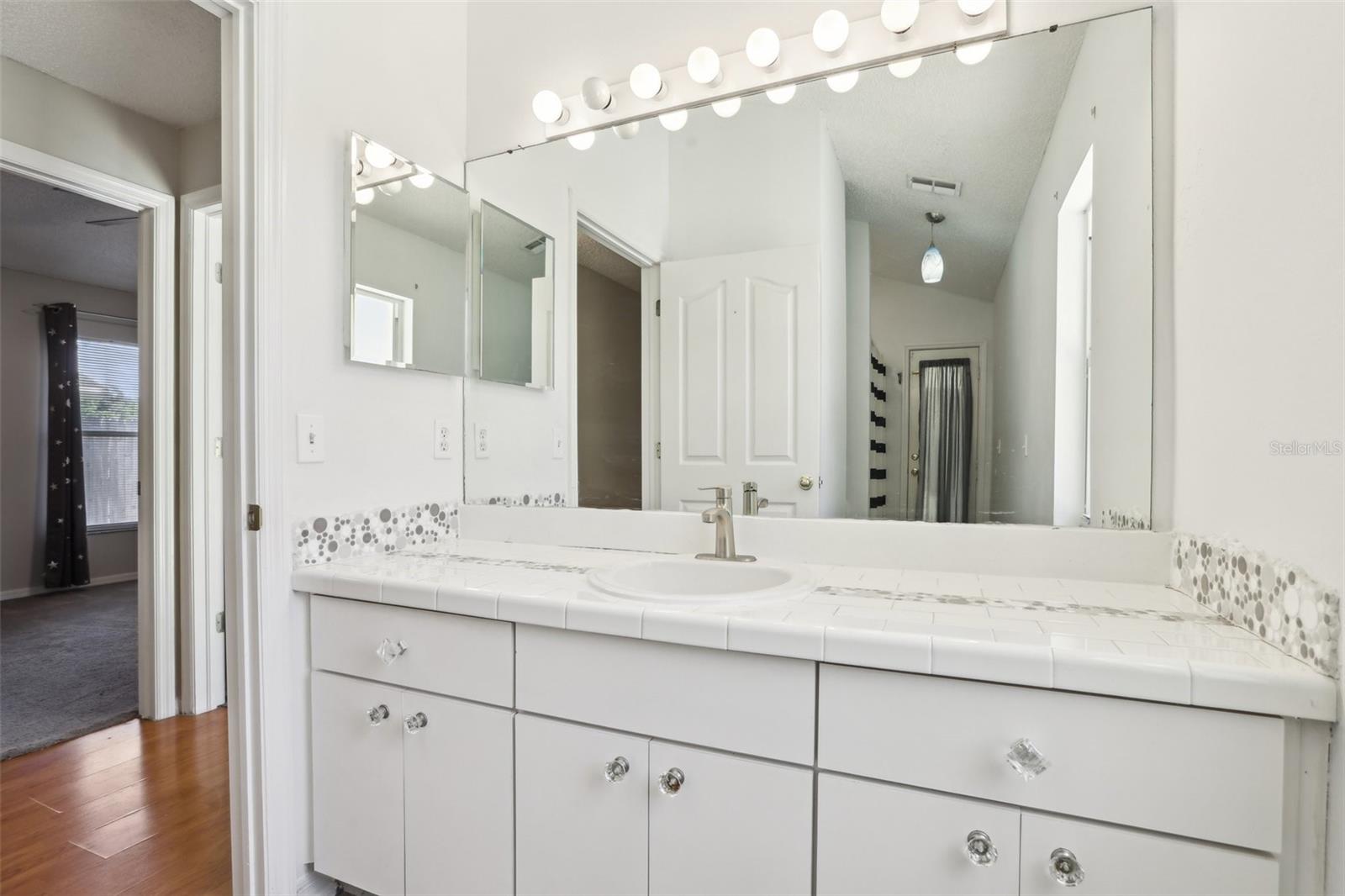 Image 38 of 59 For 9029 Westbay Boulevard