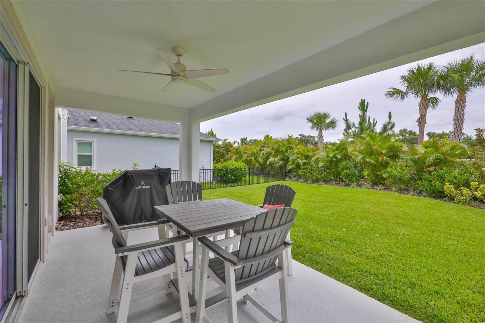 Listing photo id 40 for 5511 Del Coronado Drive