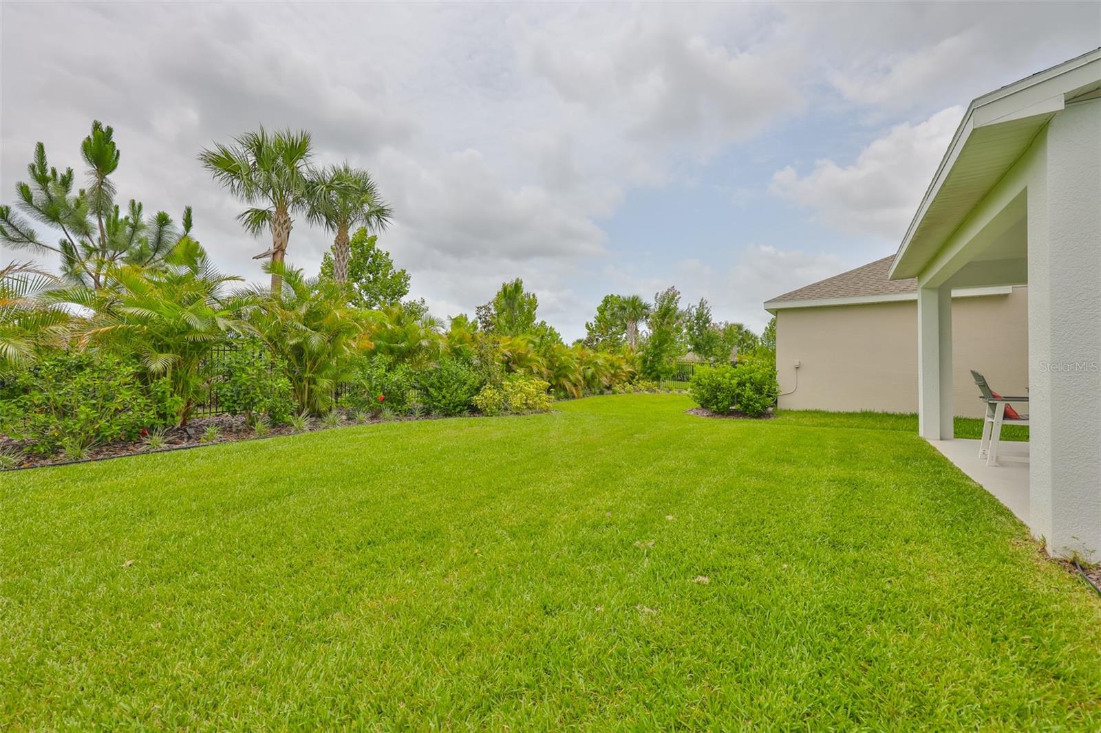 Listing photo id 43 for 5511 Del Coronado Drive