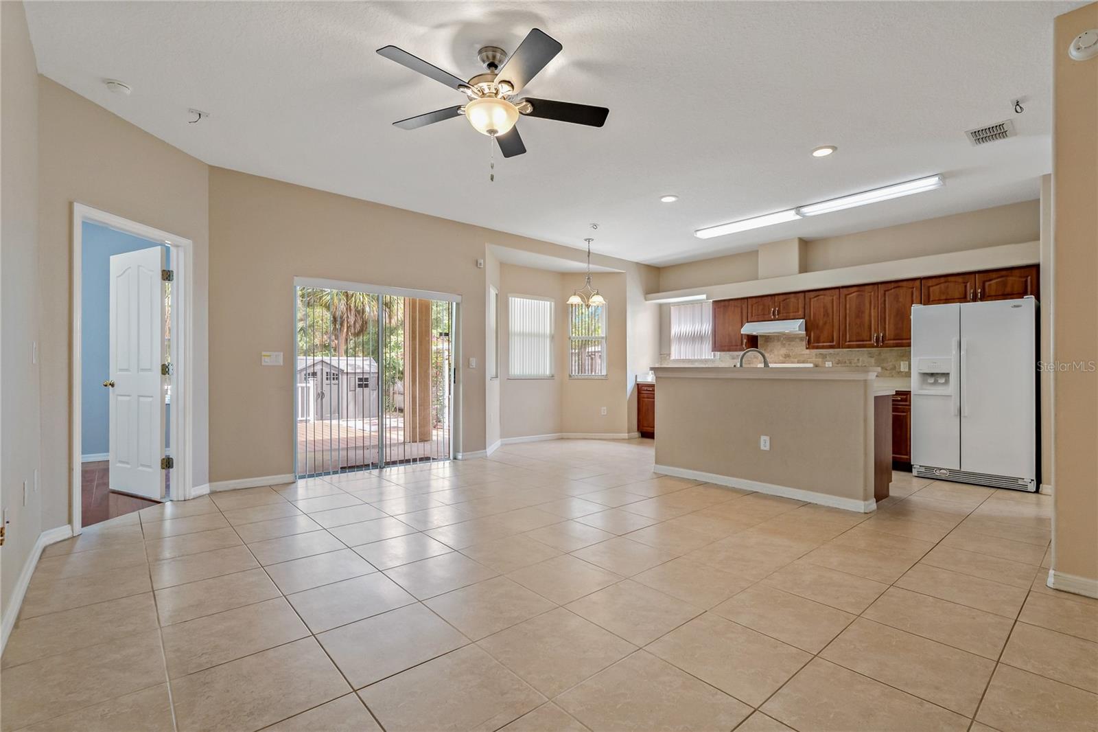 Image 11 of 37 For 6625 Interbay Boulevard