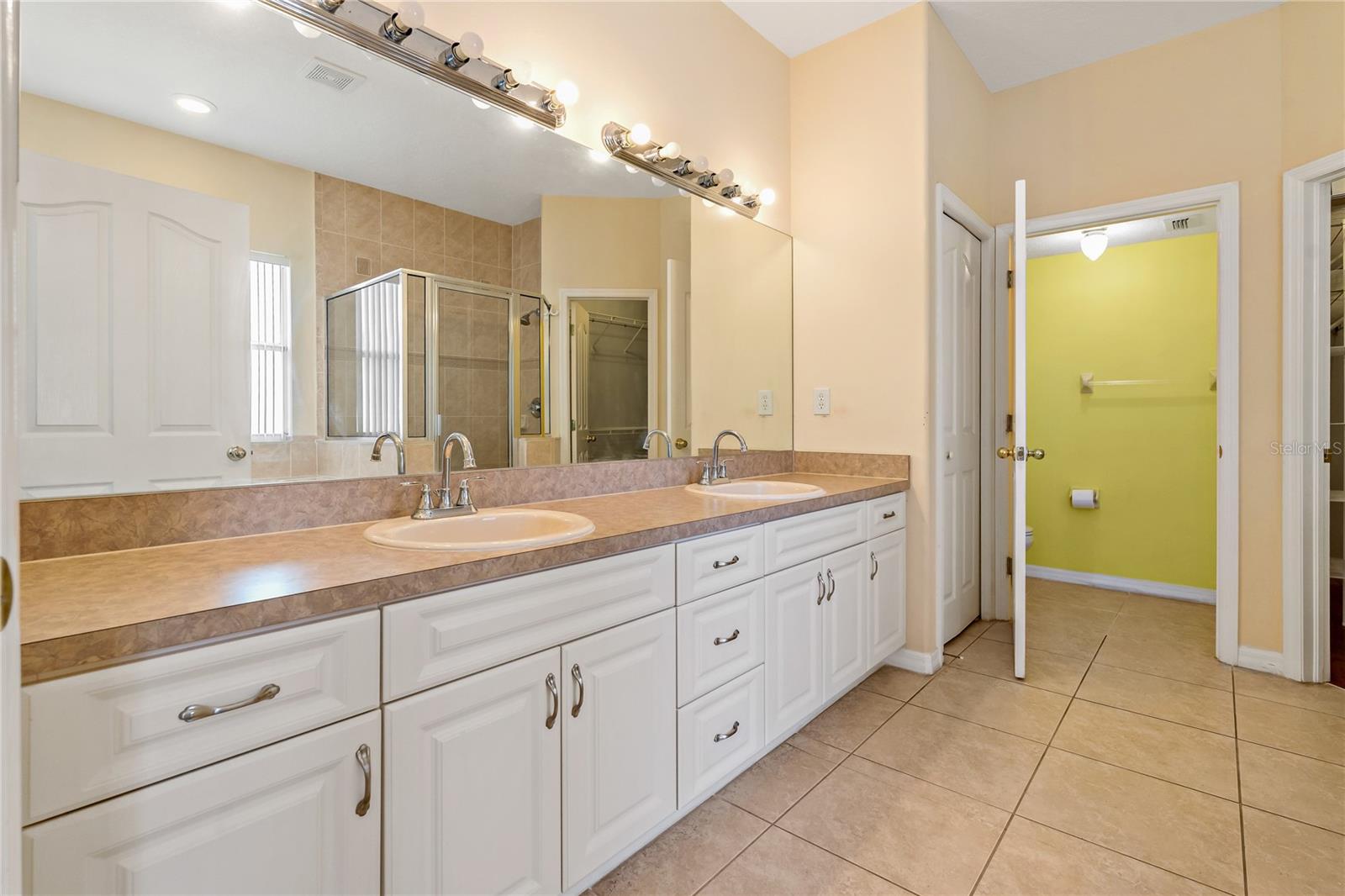 Image 18 of 37 For 6625 Interbay Boulevard