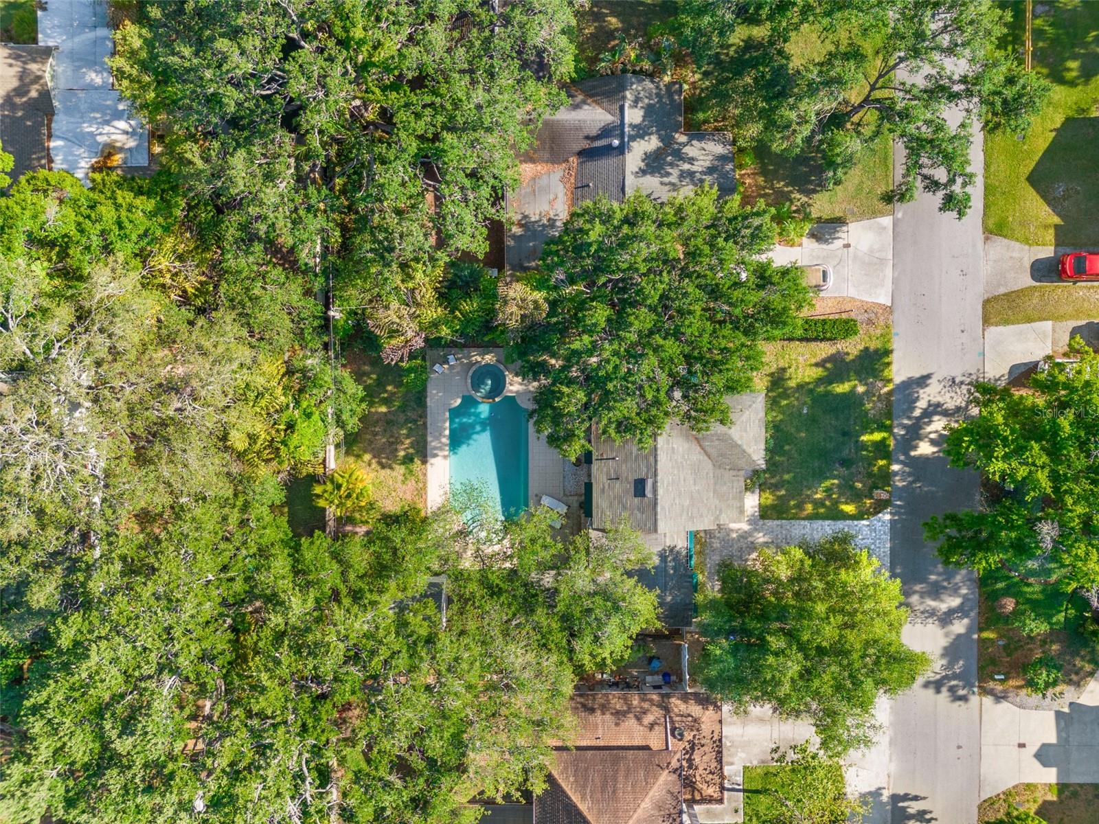 Listing photo id 25 for 4616 Matanzas Avenue