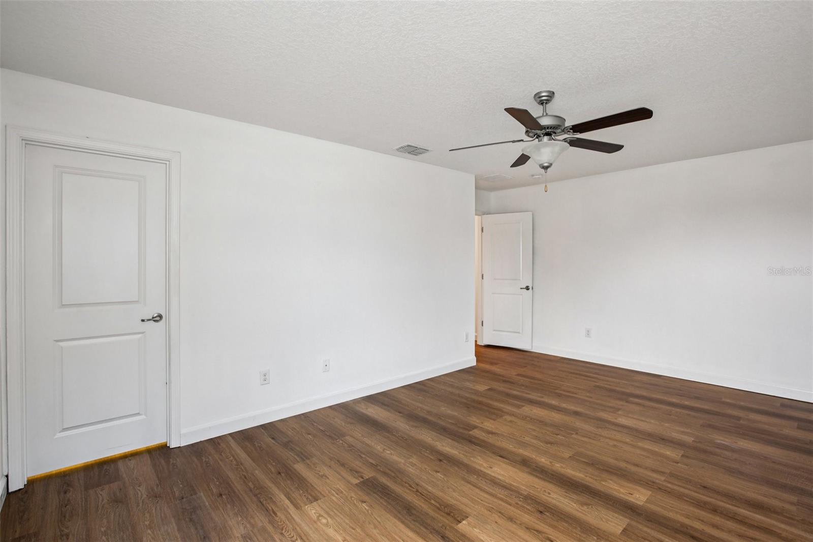 Image 27 of 41 For 3147 Calvano Drive