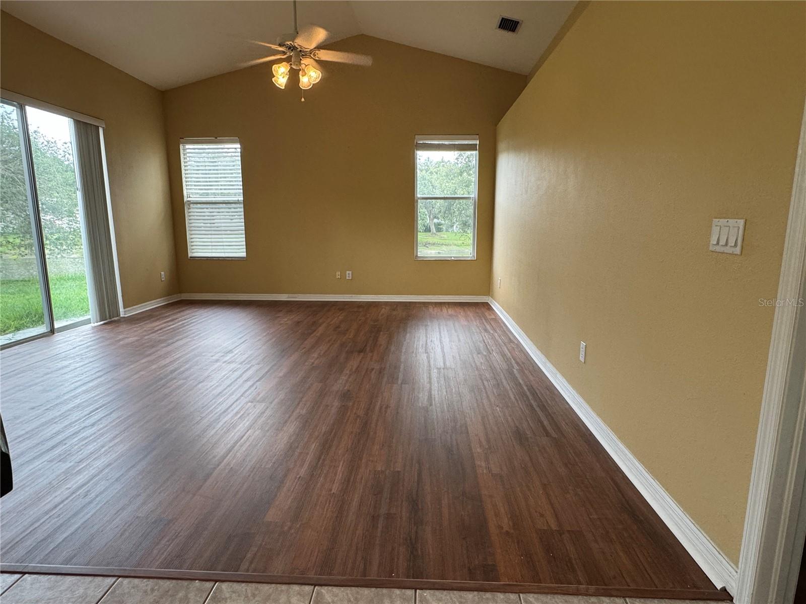 Image 13 of 63 For 10207 Quails Landing Avenue