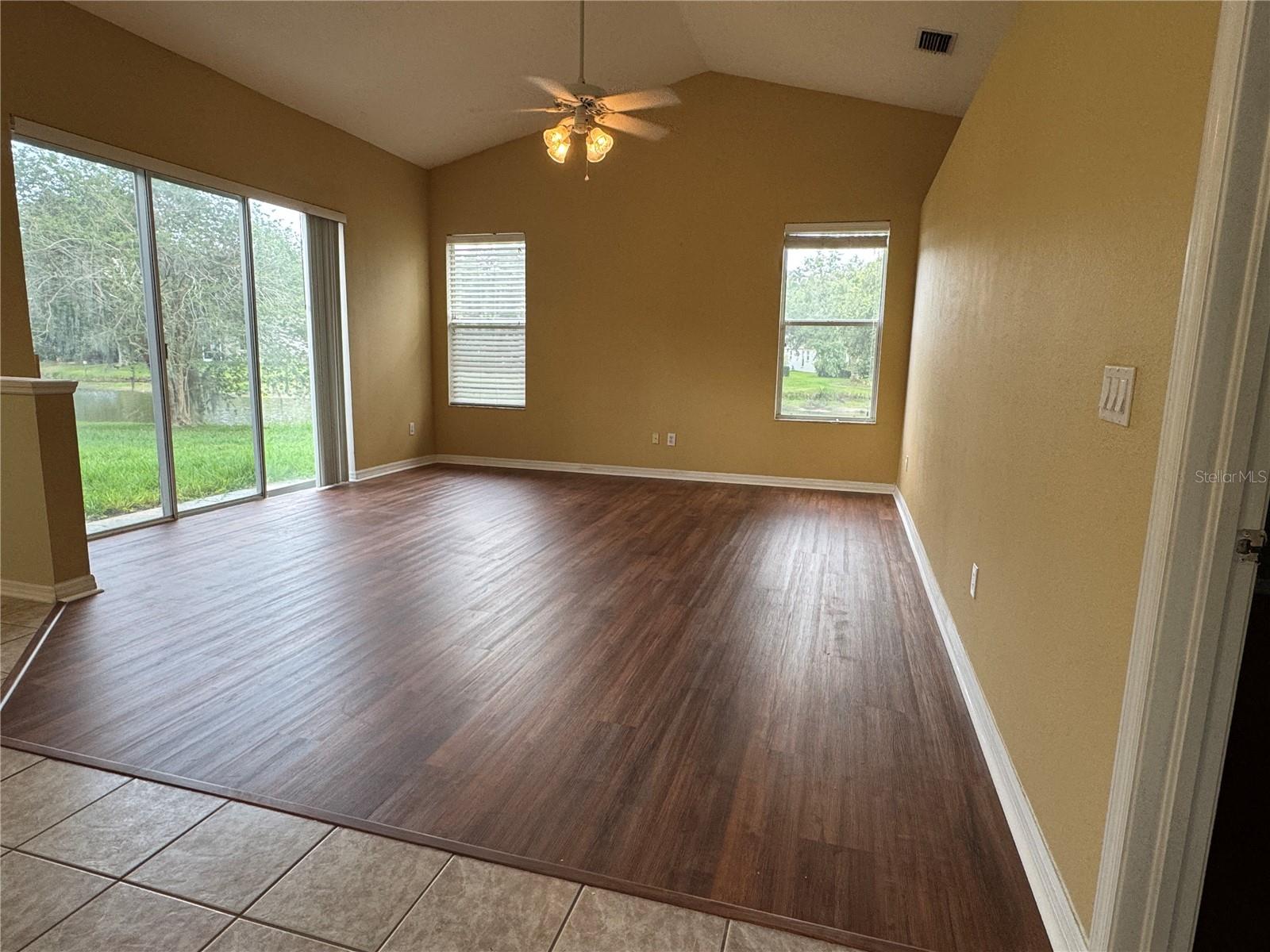 Image 15 of 63 For 10207 Quails Landing Avenue