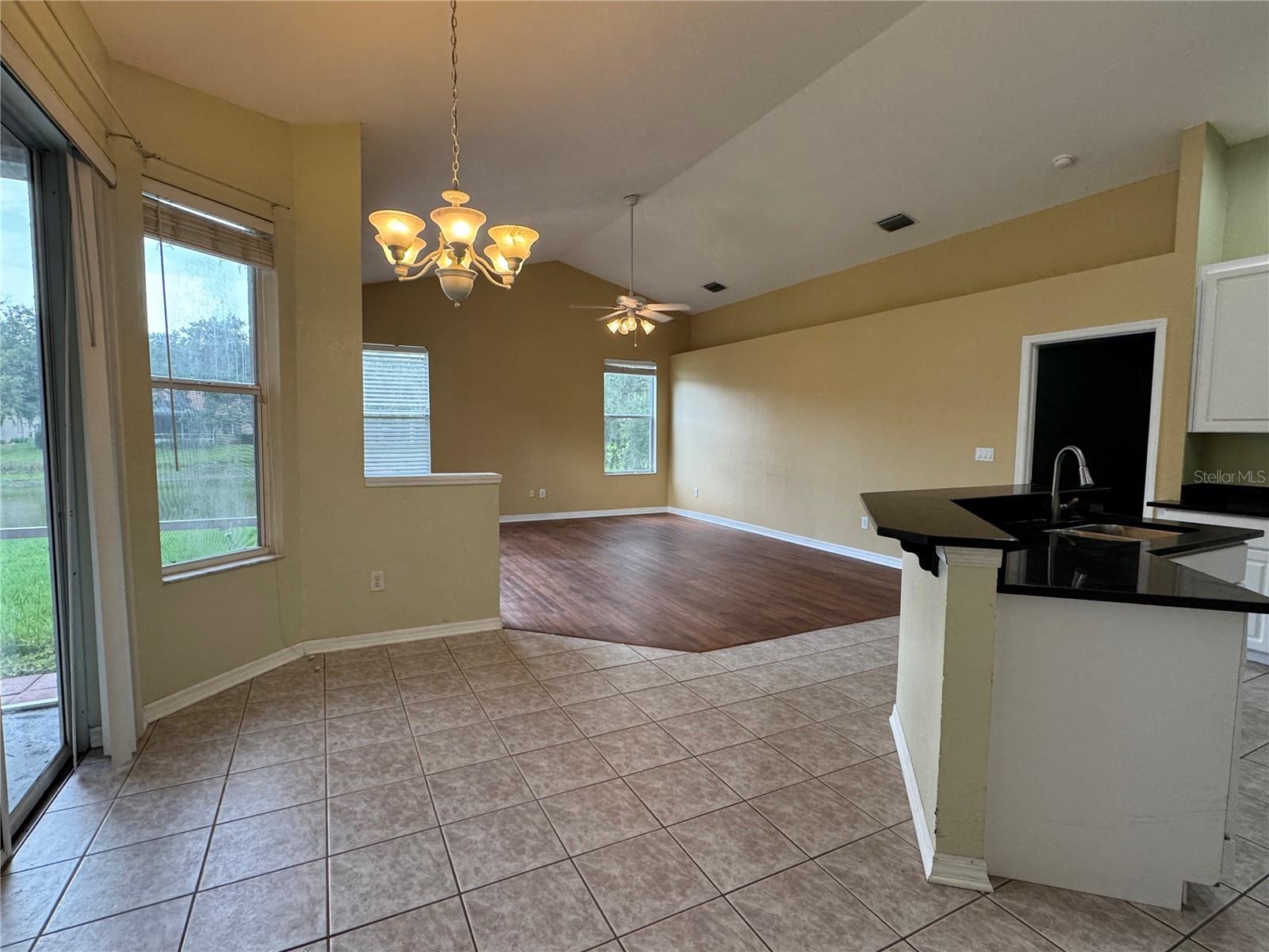 Image 19 of 63 For 10207 Quails Landing Avenue