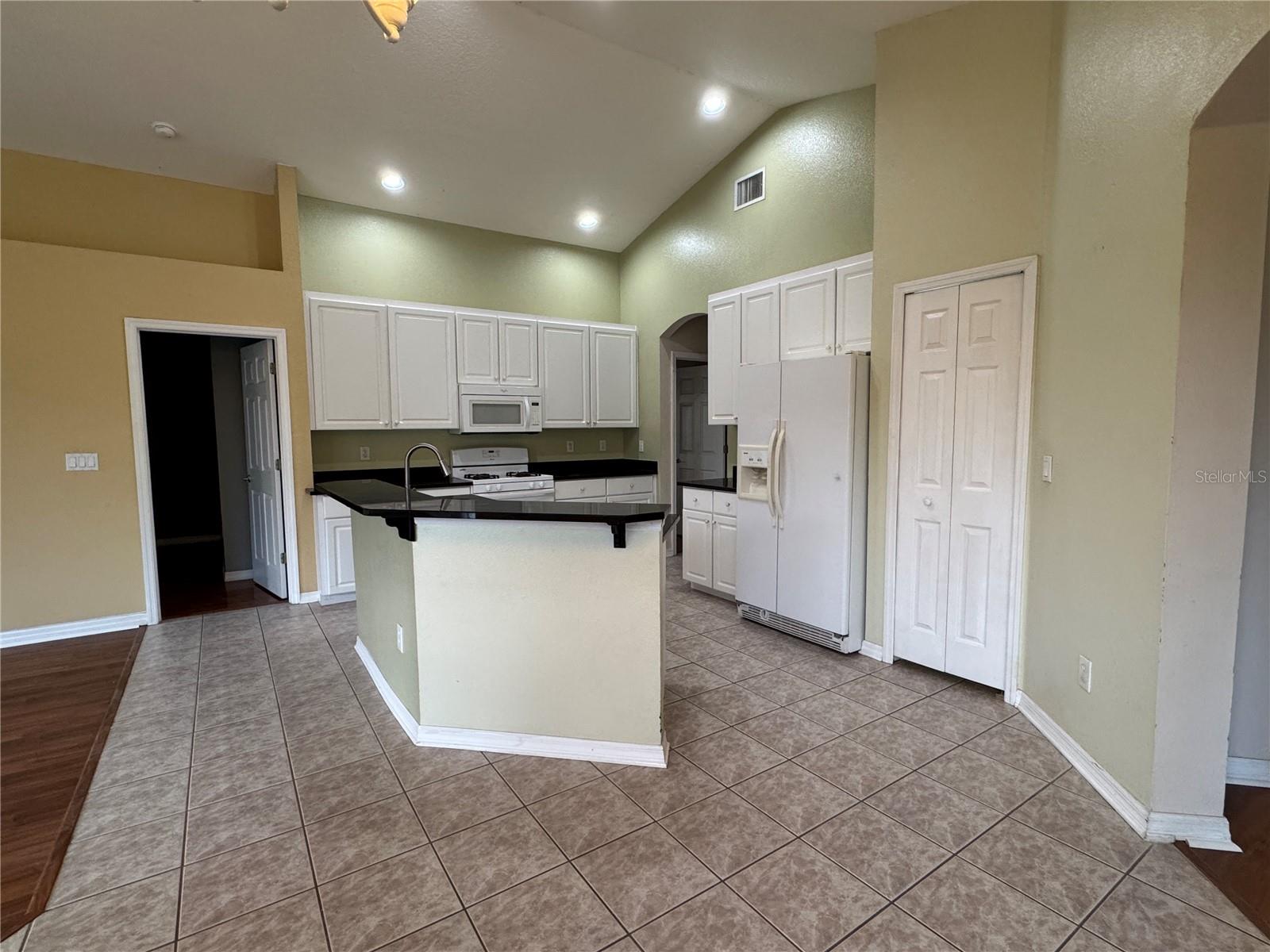 Image 20 of 63 For 10207 Quails Landing Avenue