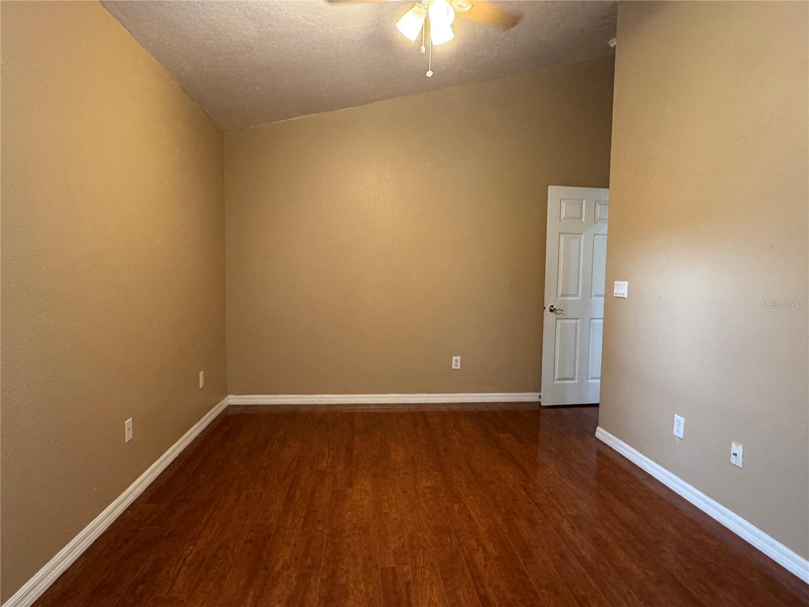 Image 43 of 63 For 10207 Quails Landing Avenue