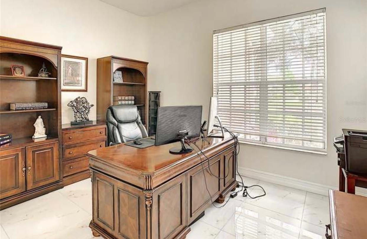 Listing photo id 68 for 10310 Carroll Cove Place