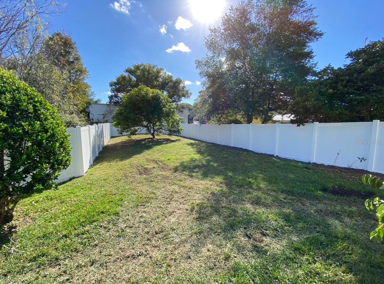 Listing photo id 72 for 10310 Carroll Cove Place