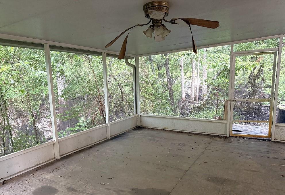 Image 33 of 39 For 12828 49th Terrace