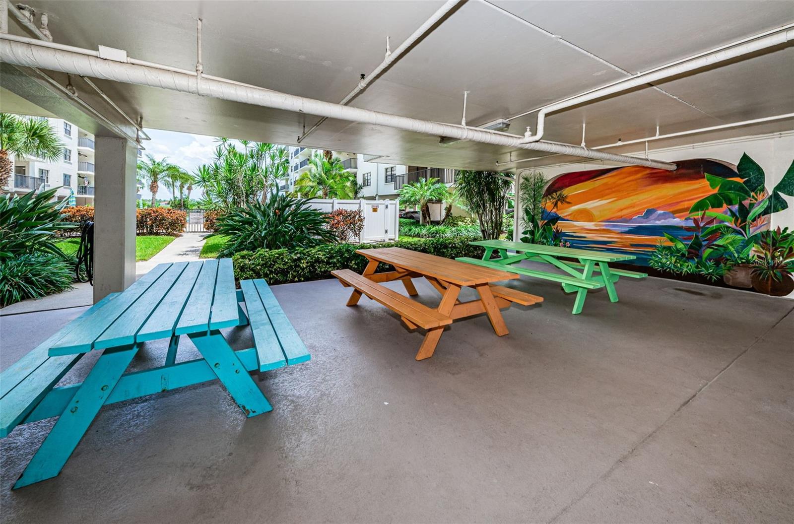 Image 41 of 69 For 19531 Gulf Boulevard 306