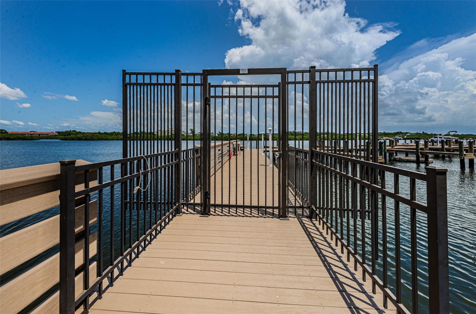 Image 47 of 69 For 19531 Gulf Boulevard 306