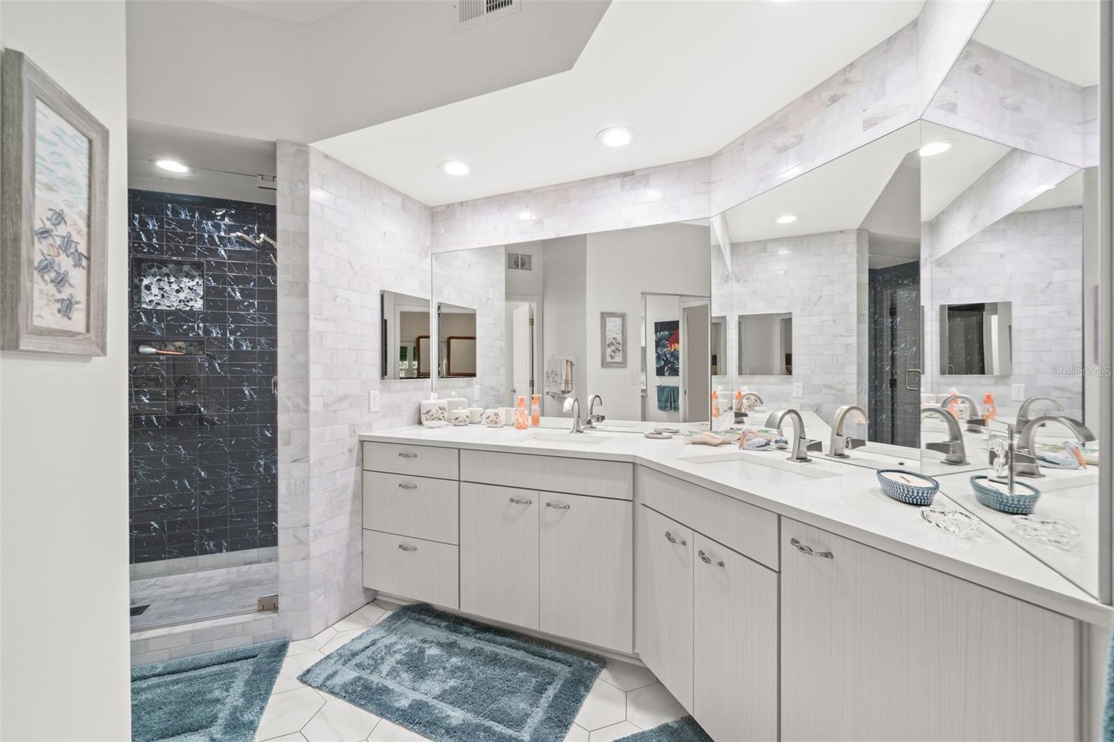 Image 17 of 43 For 6330 99th Way N 14b