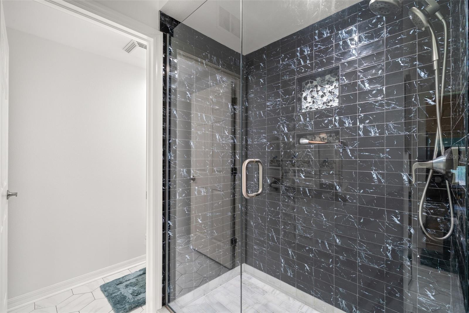 Image 18 of 43 For 6330 99th Way N 14b