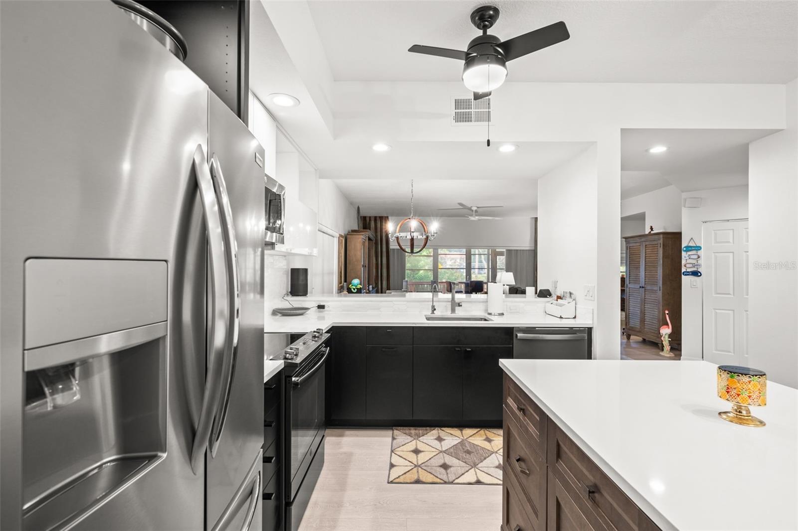 Image 2 of 43 For 6330 99th Way N 14b