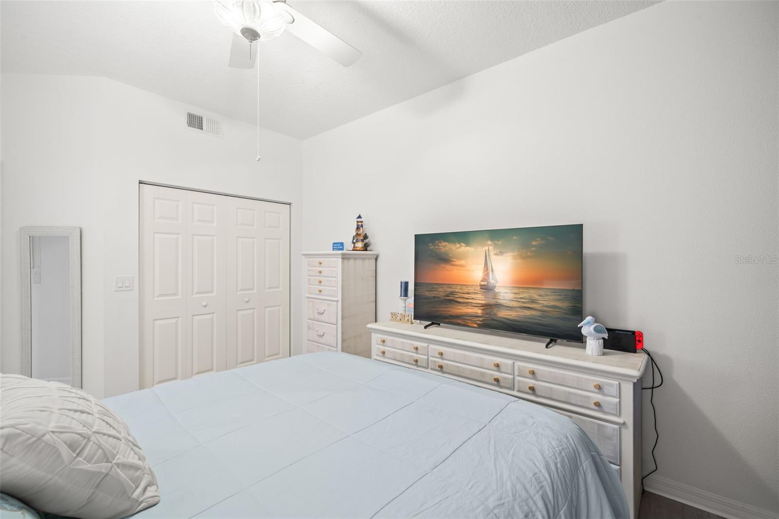 Image 26 of 43 For 6330 99th Way N 14b