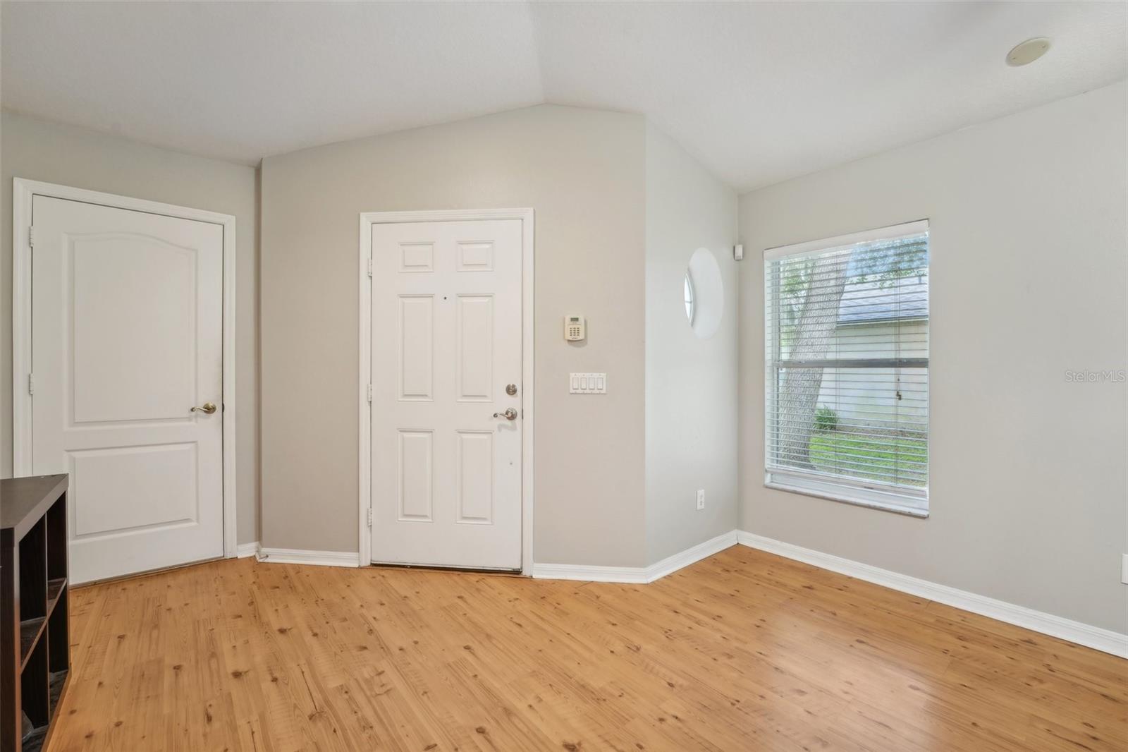 Image 10 of 38 For 1502 Marsh Wood Drive