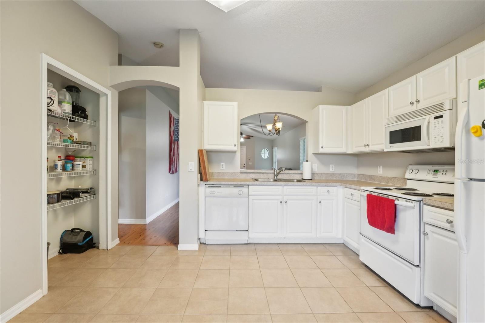 Image 18 of 38 For 1502 Marsh Wood Drive