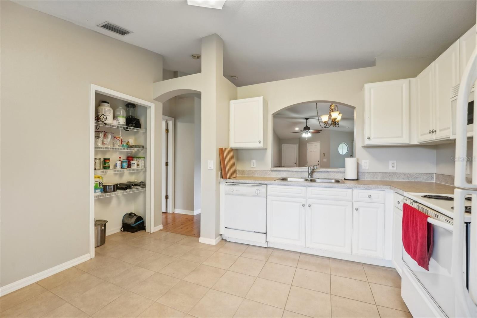 Image 19 of 38 For 1502 Marsh Wood Drive
