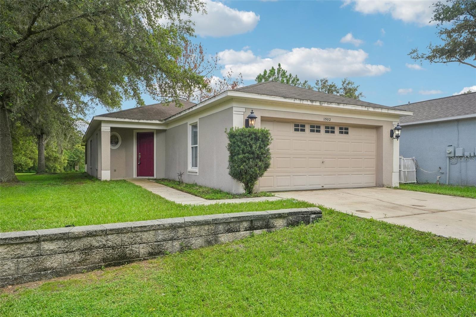 Image 4 of 38 For 1502 Marsh Wood Drive