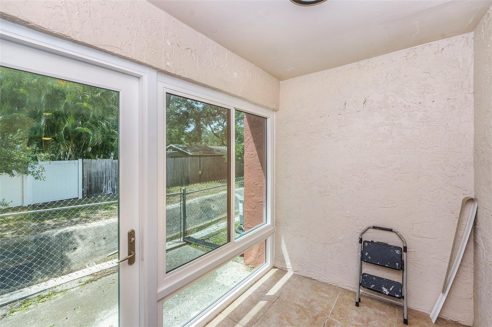 Image 16 of 23 For 6346 Bonnie Bay Circle N