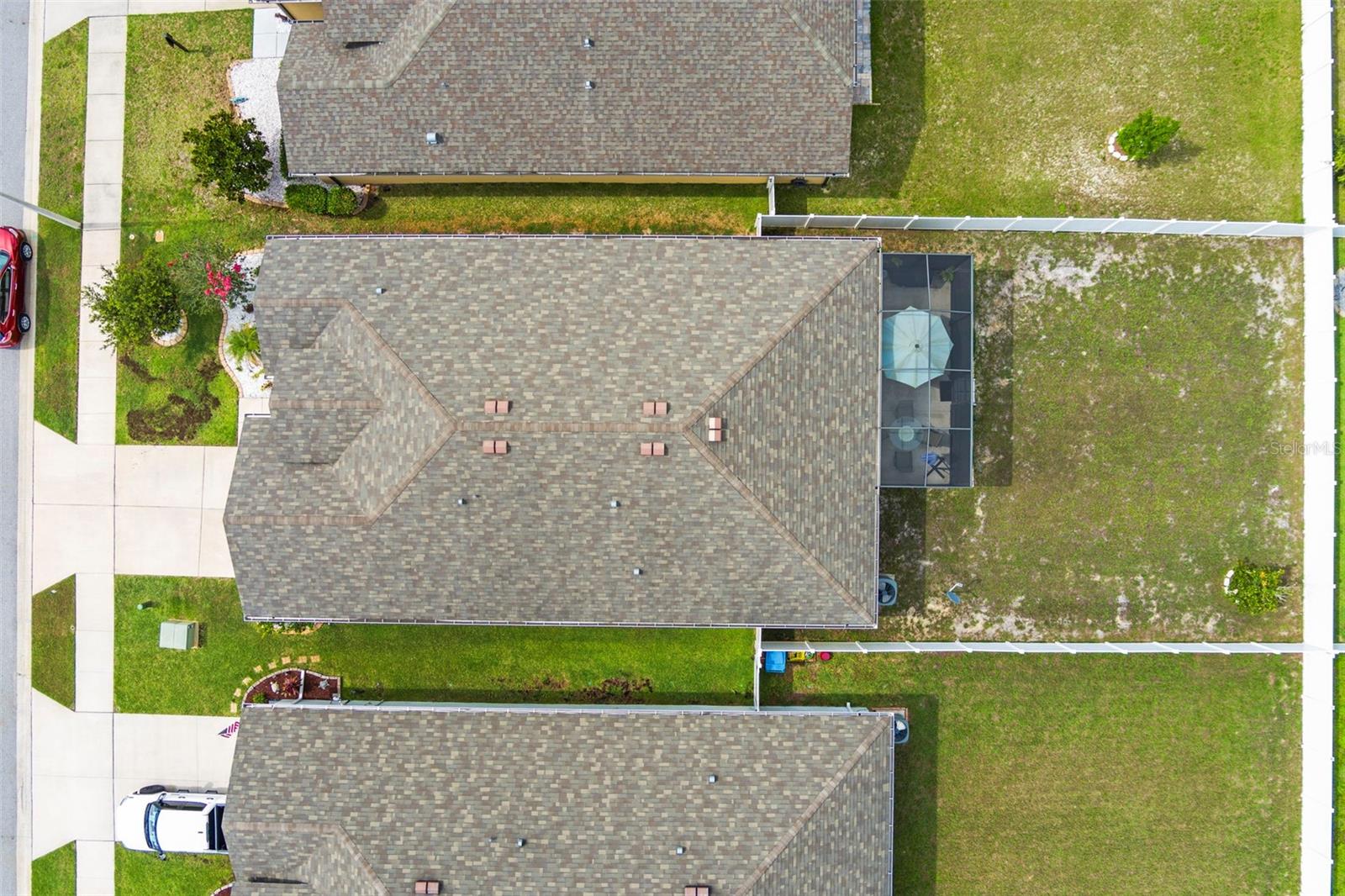 Image 39 of 41 For 944 Old Windsor Way