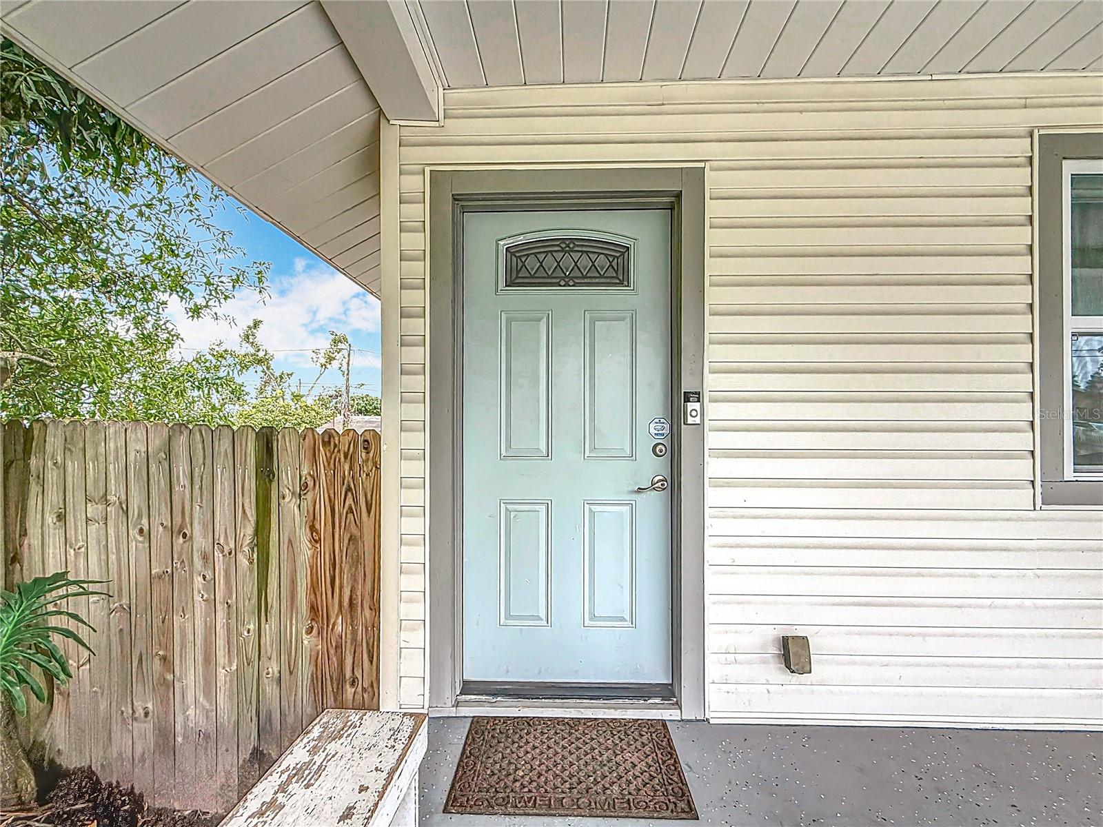 Listing photo id 8 for 4339 58 Avenue N