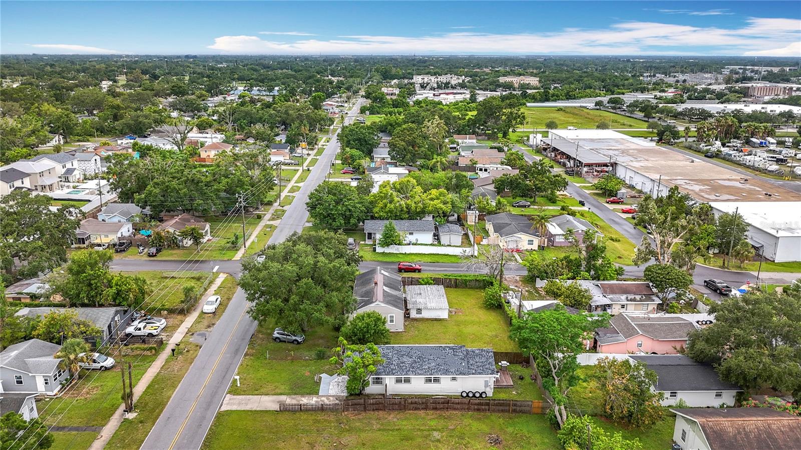 Listing photo id 50 for 4339 58 Avenue N