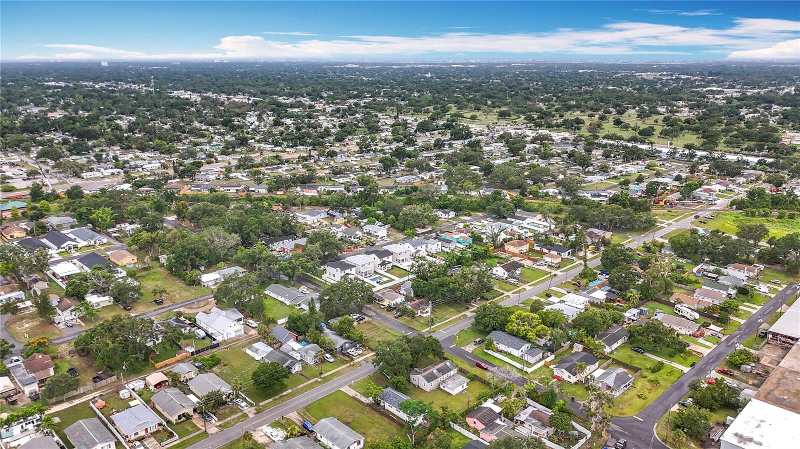 Listing photo id 54 for 4339 58 Avenue N