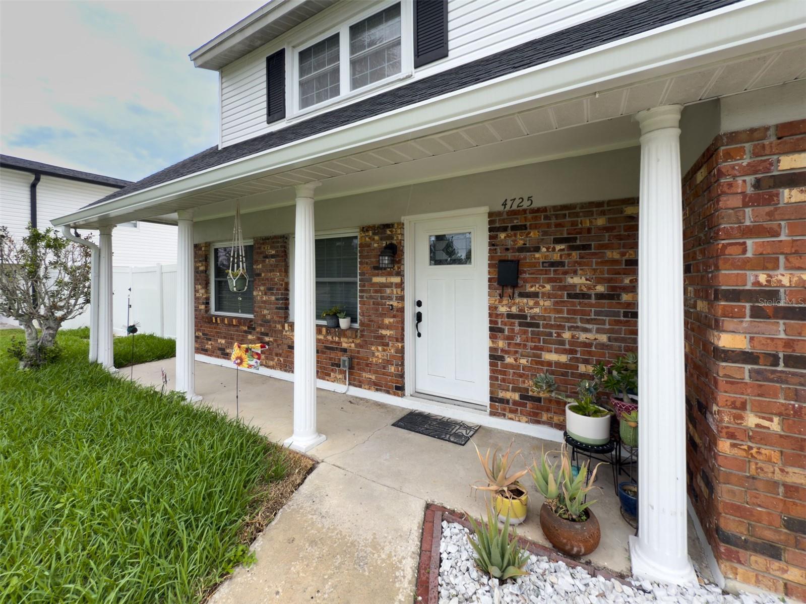 Image 4 of 46 For 4725 Soapstone Drive