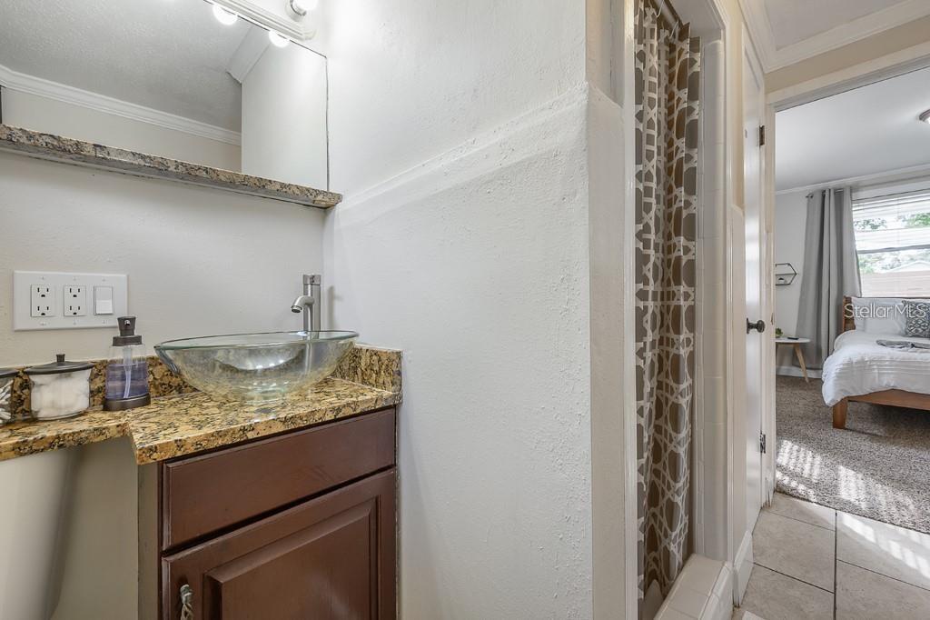 Image 12 of 24 For 3905 Highland Avenue