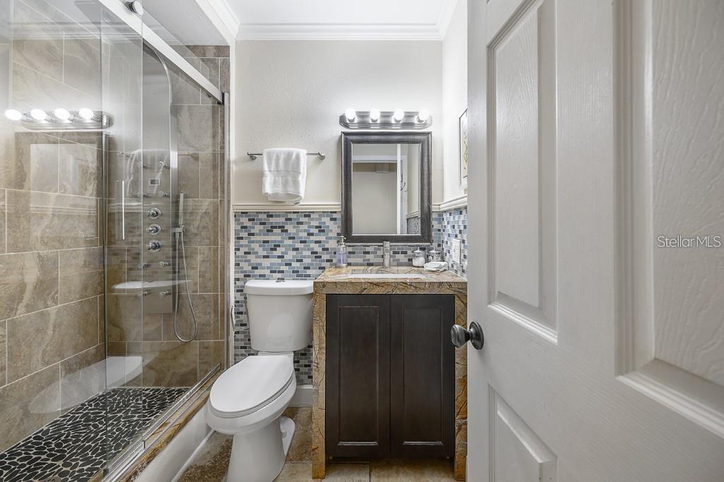 Image 16 of 24 For 3905 Highland Avenue