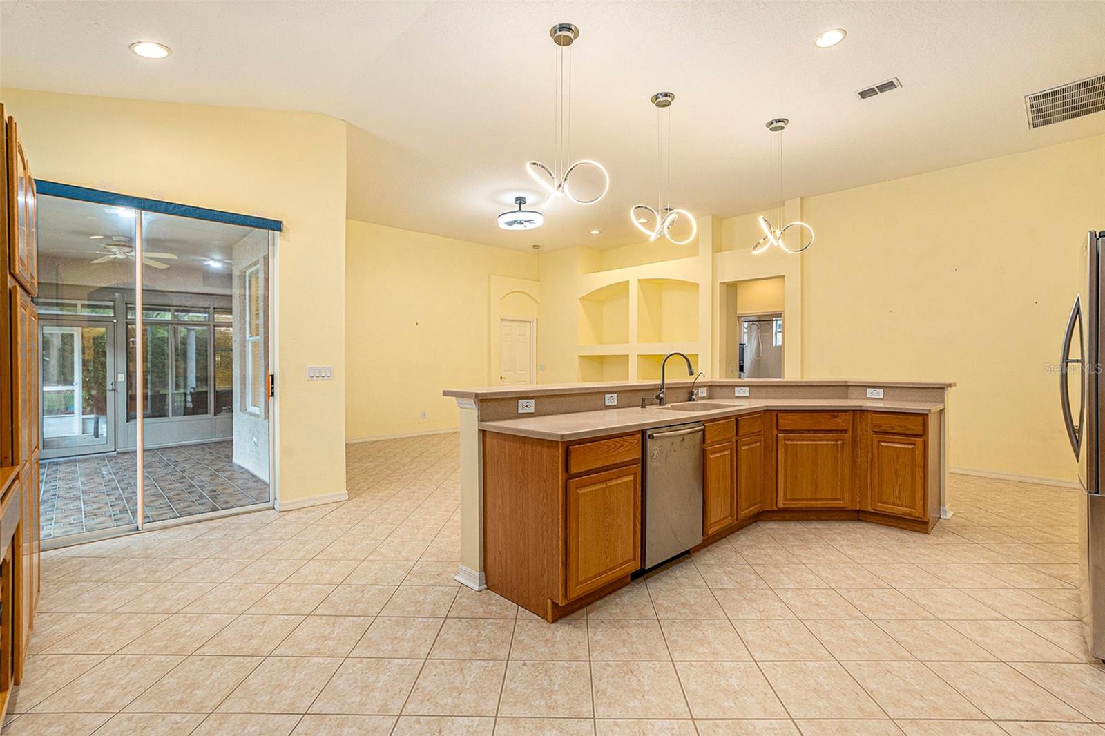 Image 10 of 24 For 17910 Timber View Street