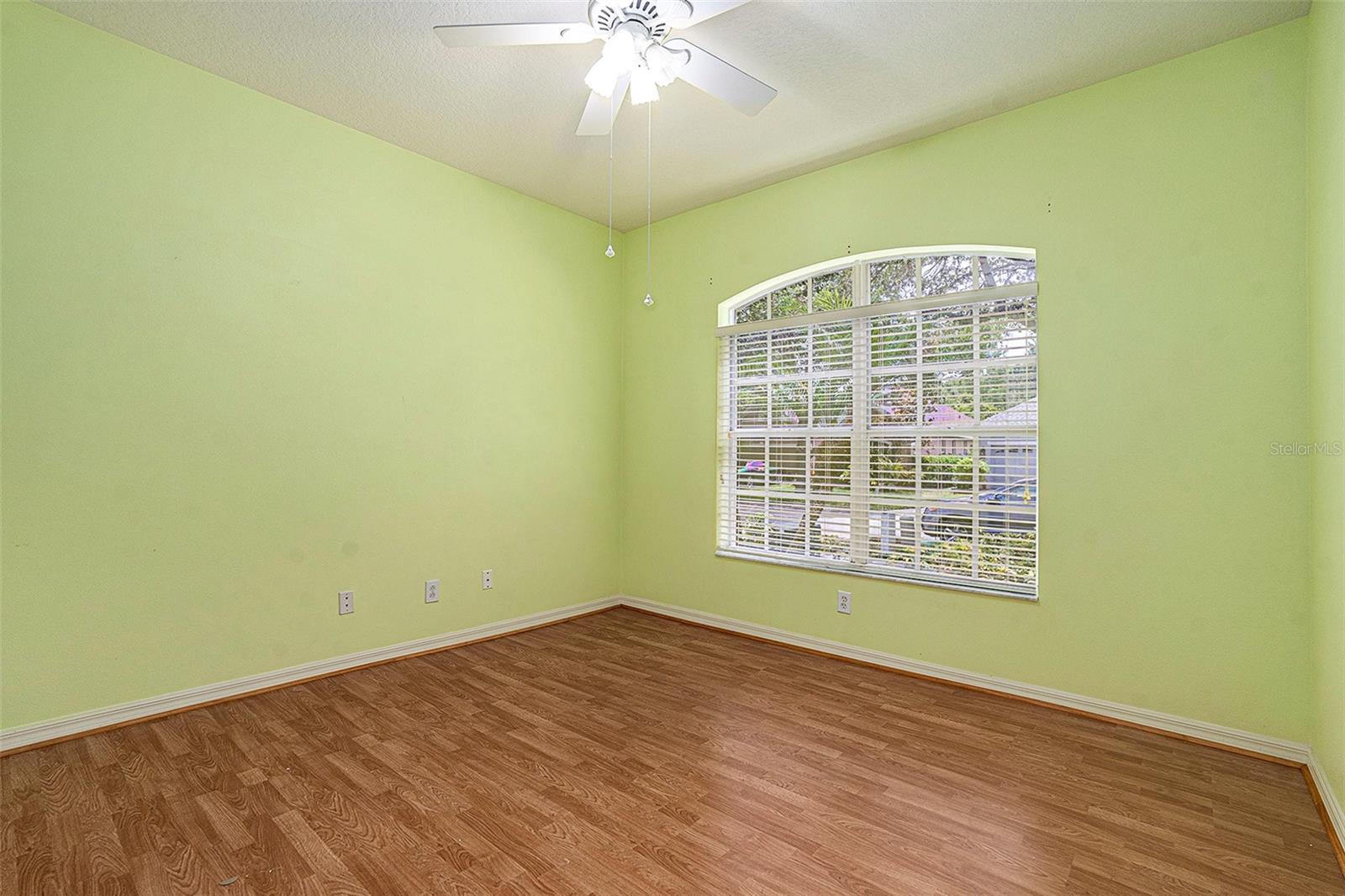 Image 12 of 24 For 17910 Timber View Street